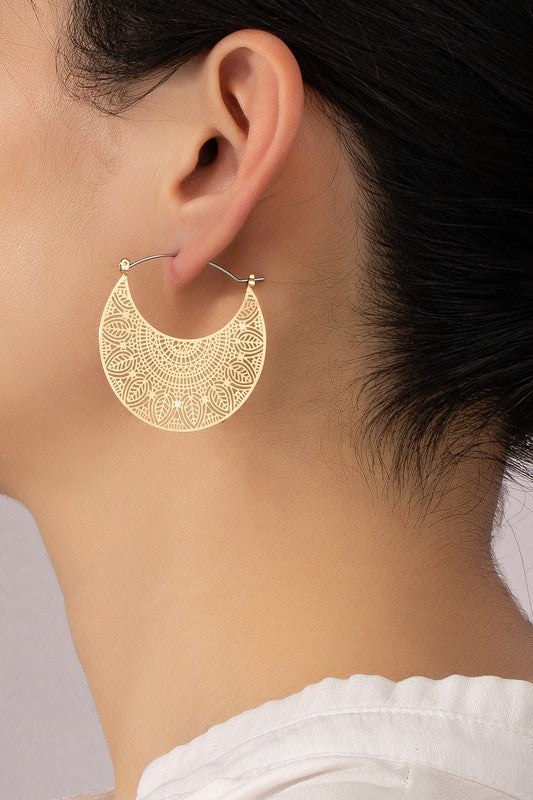 Openwork brass stamping earrings