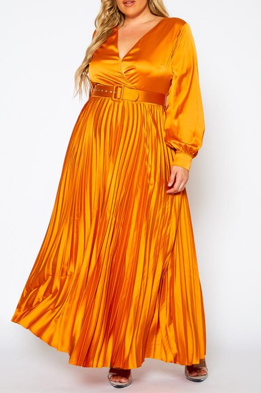 Plus Size Pleated Maxi Flare Dress