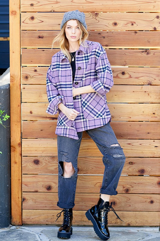 PLAID BUTTON DOWN SHACKET WITH TWO POCKET