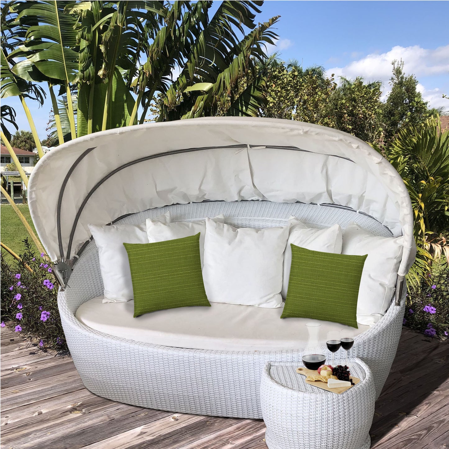 FORMA Kiwi Indoor/Outdoor Pillow - Sewn Closure