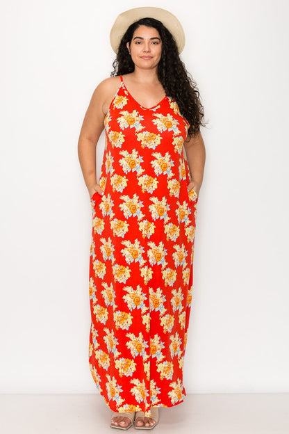 PLUS SIZE SLEEVELESS MAXI DRESS WITH POCKETS.