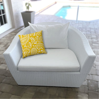 DREAMY Pineapple Indoor/Outdoor Pillow - Sewn Closure