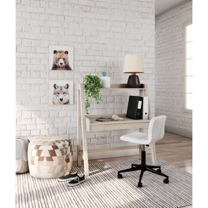 Ashley Blariden Contemporary Desk with Hutch B008-327