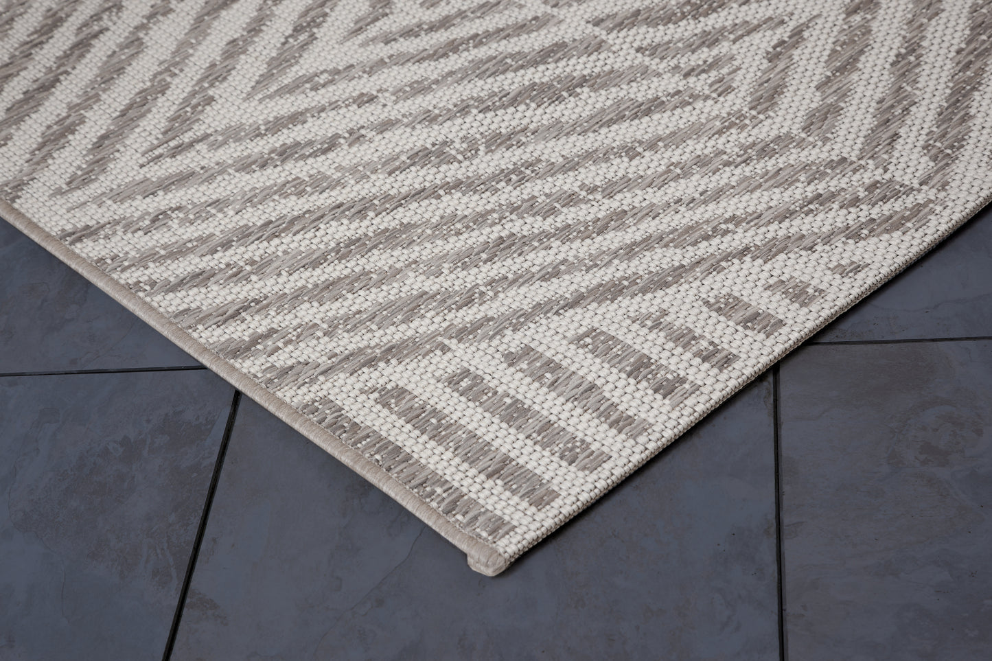 Pyramids Stone Neutral Indoor / Outdoor Polypropylene Area Rug 8x10