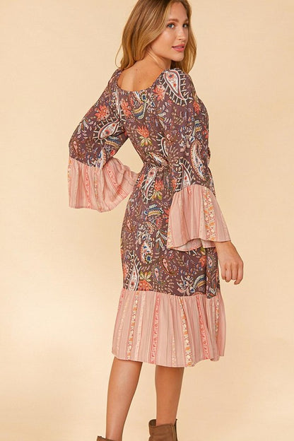 ETHNIC PAISLEY COLOR BLOCK BELL SLEEVE DRESS