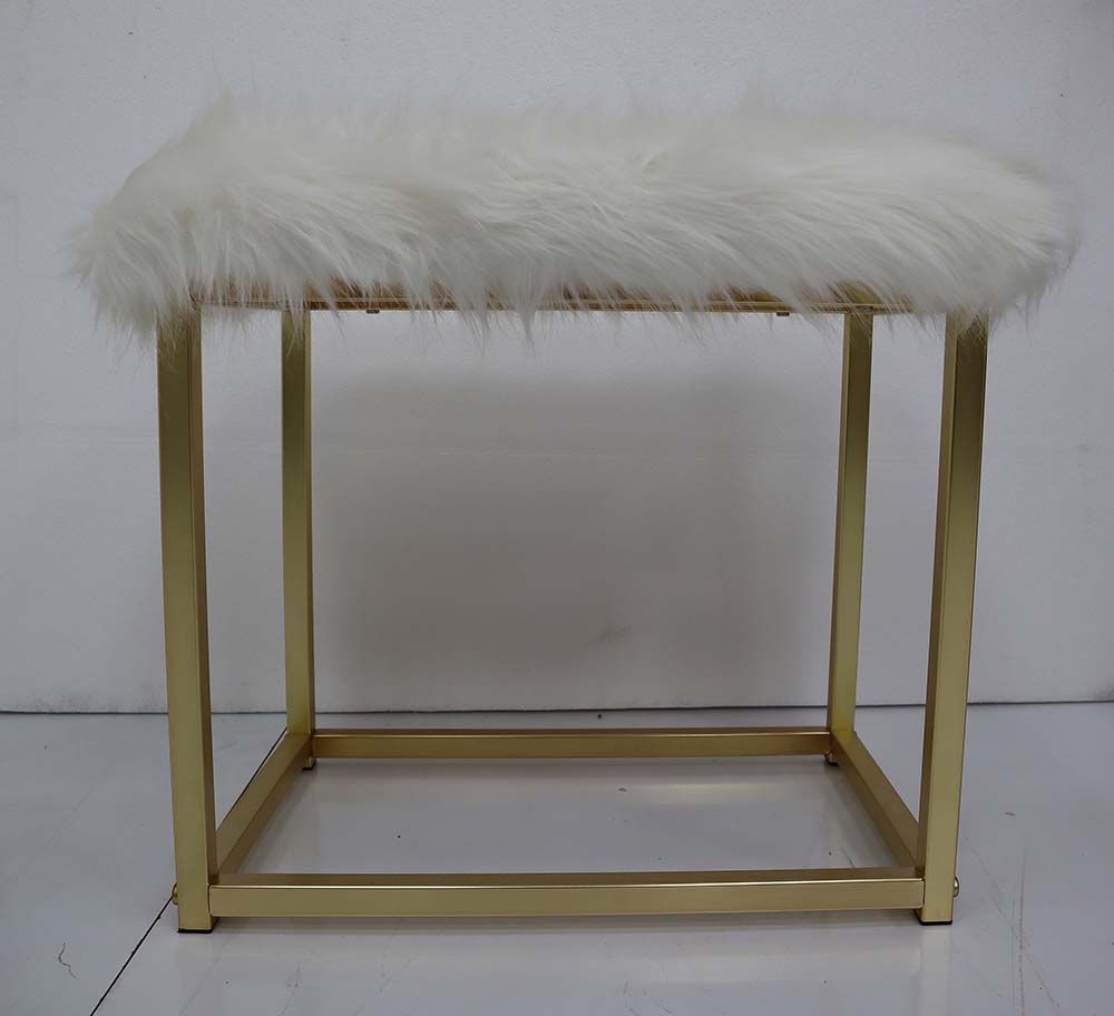 ACME Adao Vanity Mirror & Stool, Faux Fur, Mirror, Pink & Gold Finish AC00934