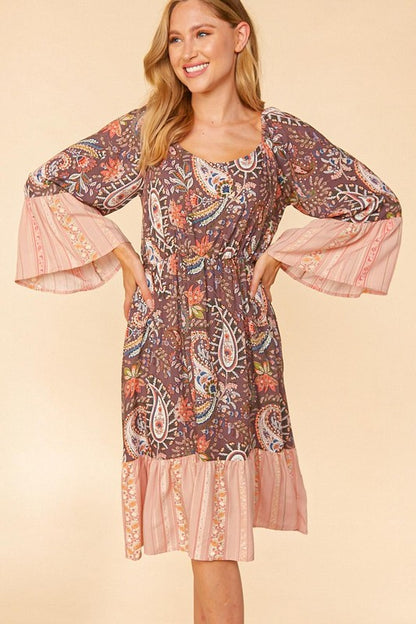 ETHNIC PAISLEY COLOR BLOCK BELL SLEEVE DRESS