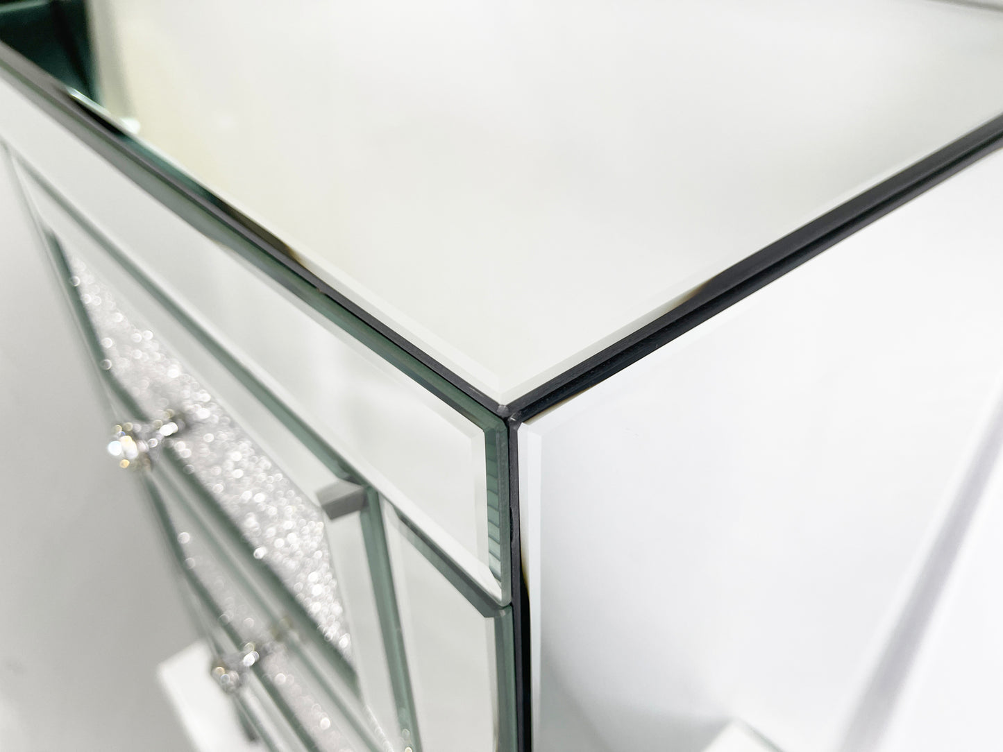 Mirrored Nightstand, Silver Bedside Tables, Mirrored End Table Side Table for Bedroom Living Room