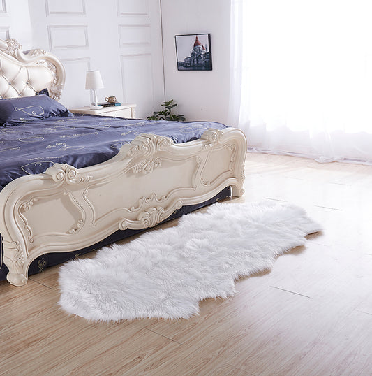 "Luxury Decorative" Hand Tufted Faux Fur Sheepskin Area Rug