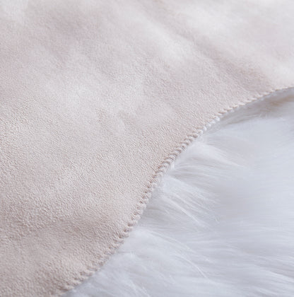 "Luxury Decorative" Hand Tufted Faux Fur Sheepskin Area Rug