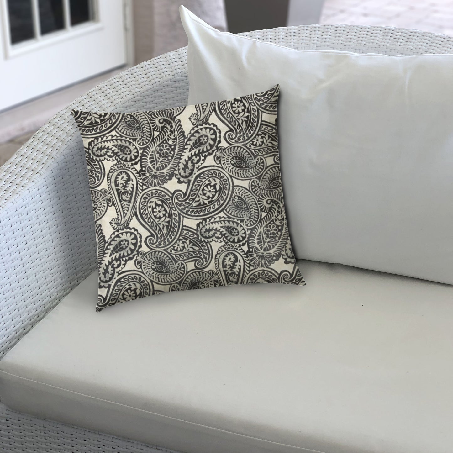 ELIO Gray Indoor/Outdoor Pillow - Sewn Closure