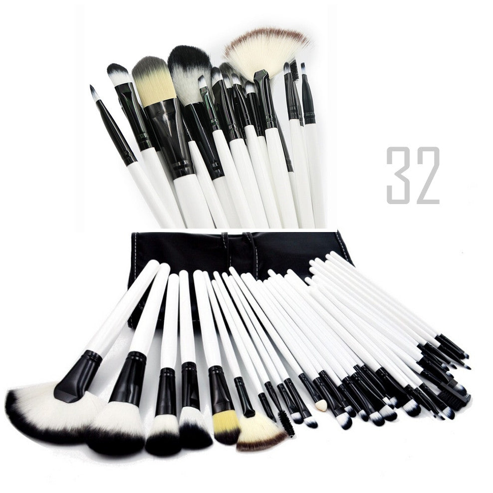 Sculptor 32 Piece High Quality Wooden Makeup Brush Set by VistaShops