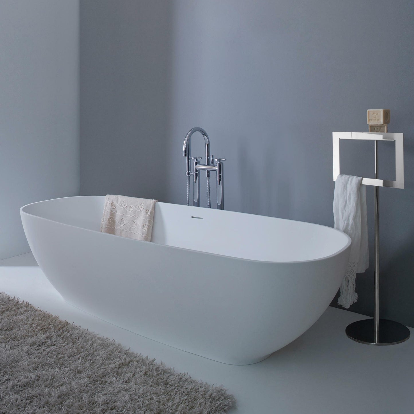 Solid Surface Freestanding Bathtub