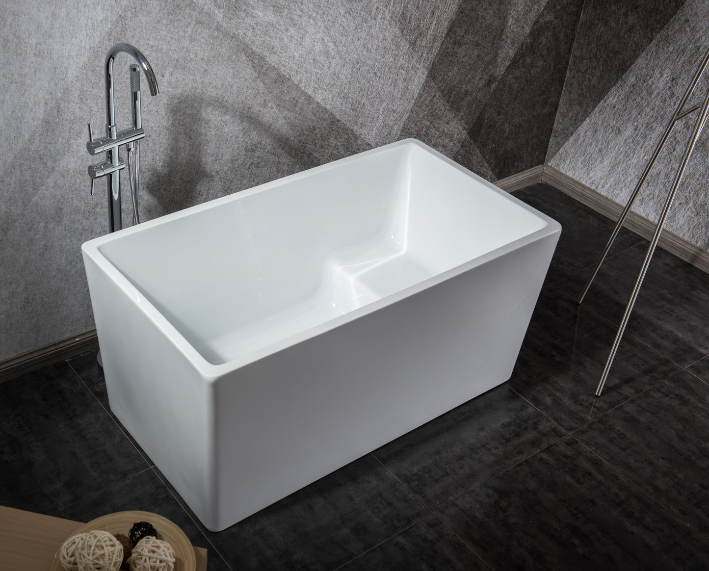 Freestanding Acrylic Flatbottom  Soaking Tub  Bathtub in White