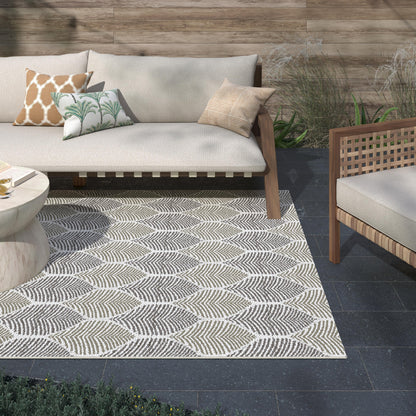 Foliage White, Neutral Indoor / Outdoor Polypropylene Area Rug 5x8