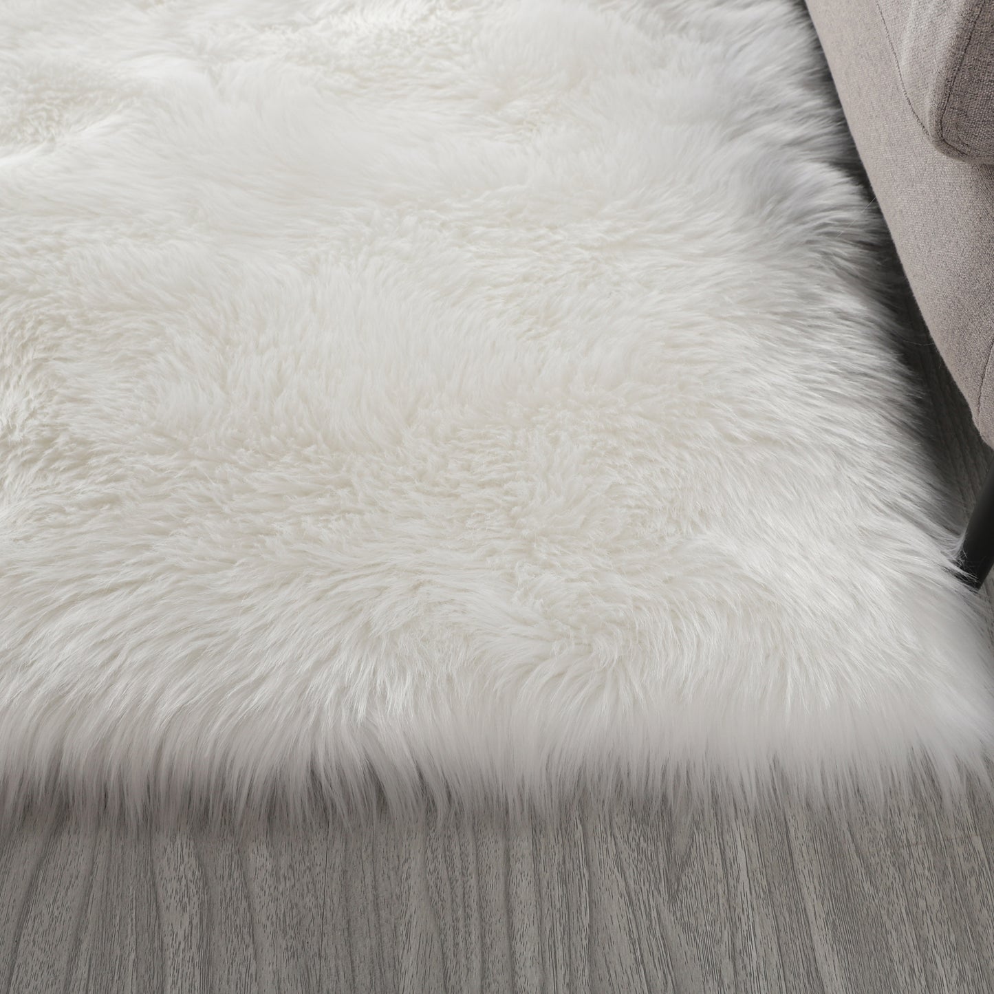 "Cozy Collection" Ultra Soft Fluffy Faux Fur Sheepskin Area Rug