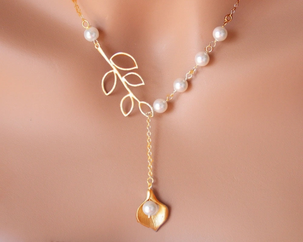 Pearly Lily Lariat Necklace in Sterling Silver and Real Pearl by VistaShops