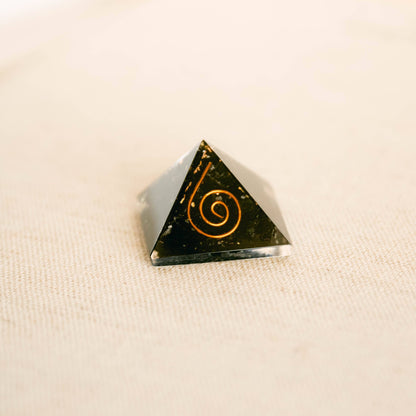 Mini Gemstone Orgone Pyramid by Tiny Rituals