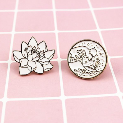 LINE DRAWING PINS by White Market