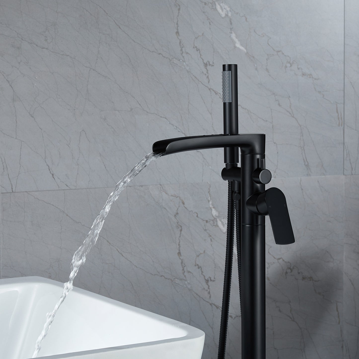 Single-Handle Freestanding Floor Mount Roman Tub Faucet Bathtub Filler with Hand Shower in Matte Black