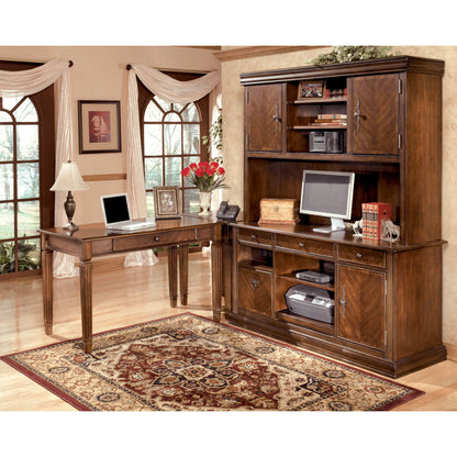 Ashley Hamlyn 48" Traditional Home Office Desk H527-10