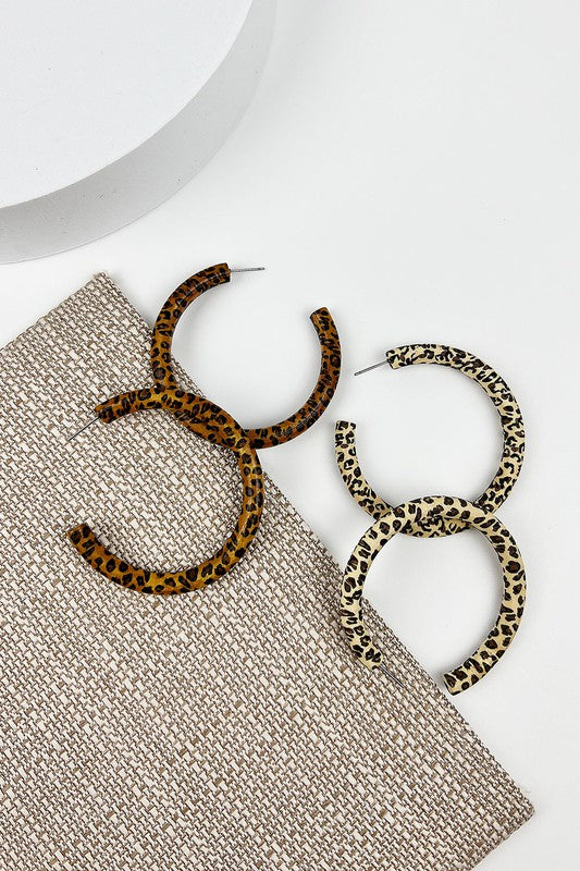 LEOPARD WOOD HOOP EARRINGS