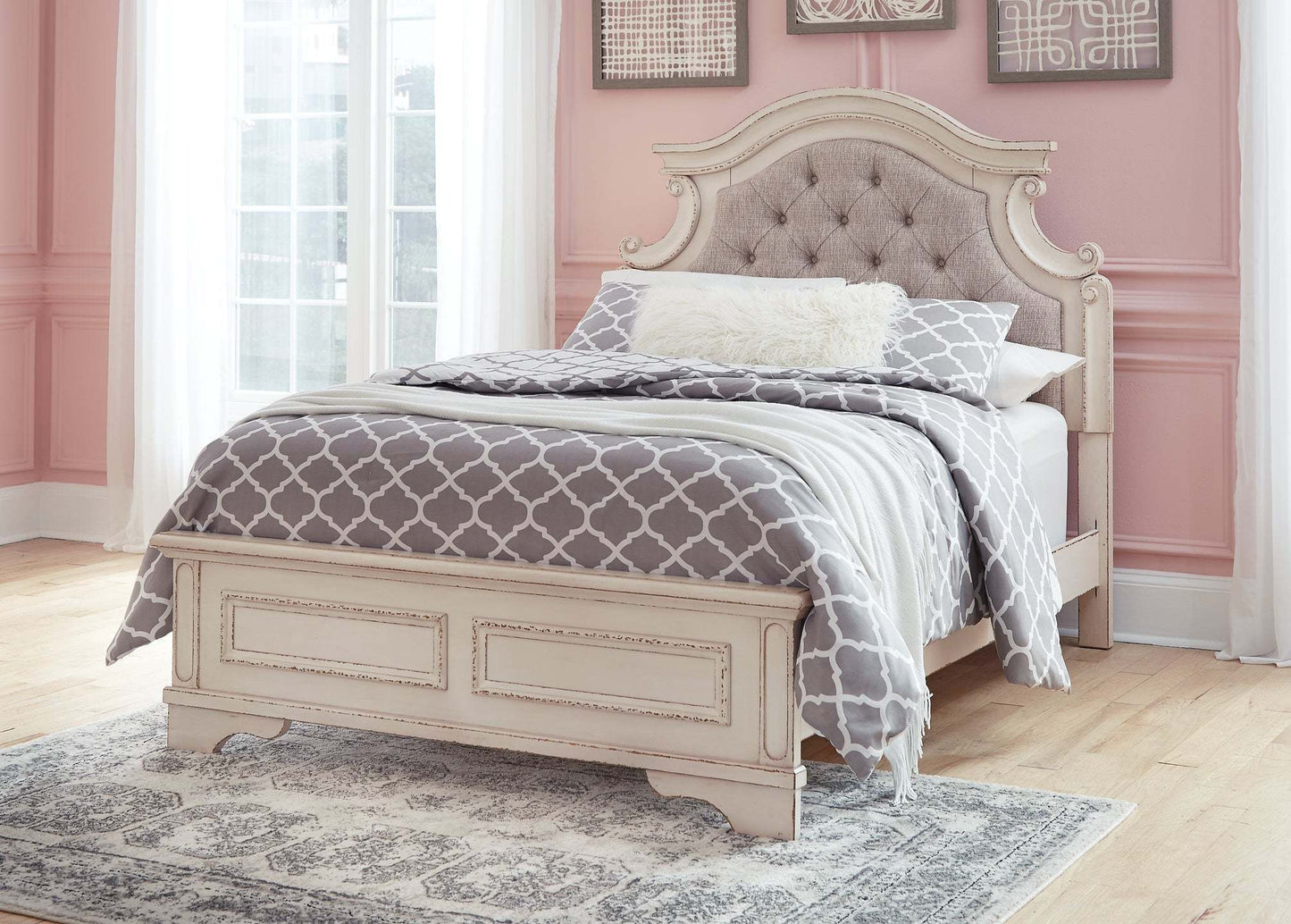 Ashley Realyn Cream White Casual Full Panel Bed B743B14