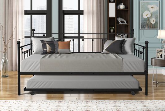 Daybed with Trundle