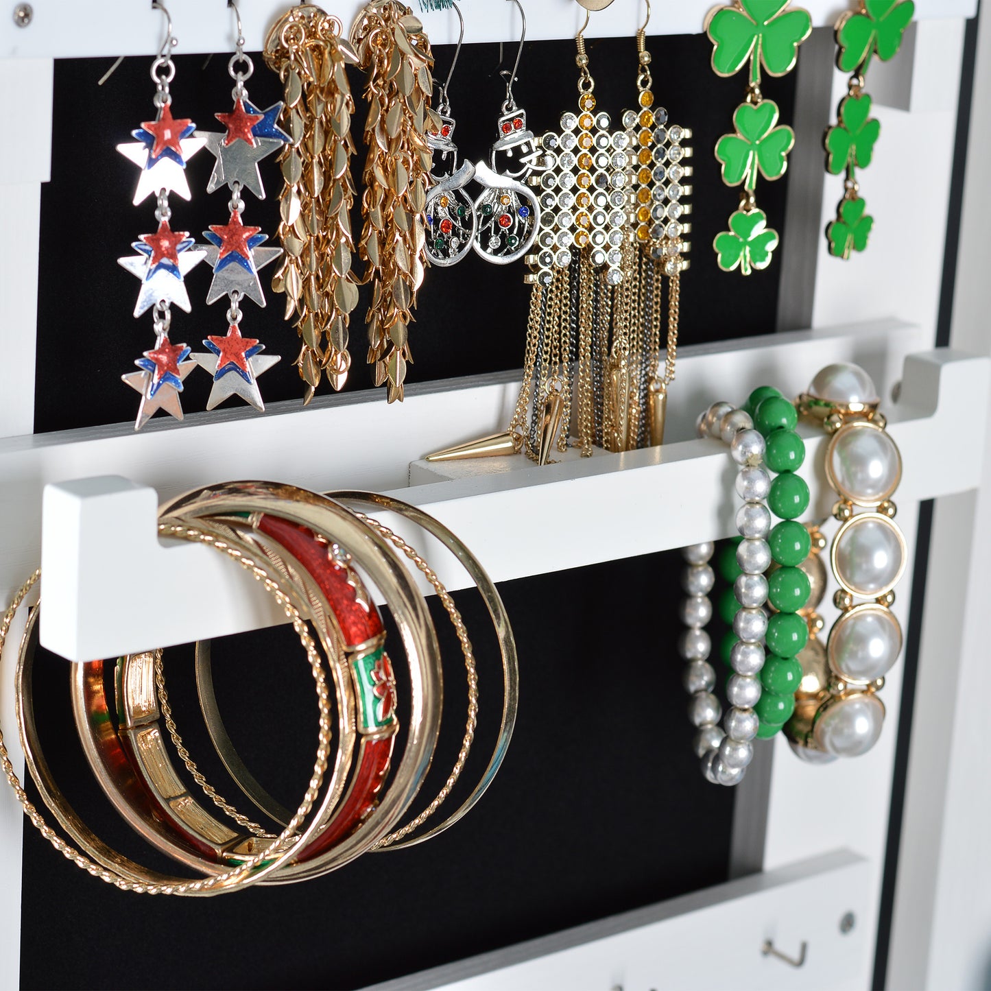 Full Mirror Fashion Simple Jewelry Storage Cabinet  With Led Light  Can Be Hung On The Door Or Wall