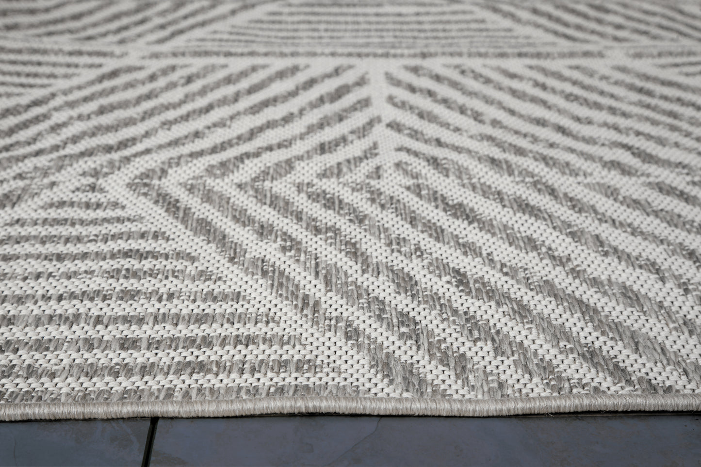 Pyramids Stone Neutral Indoor / Outdoor Polypropylene Area Rug 5x8