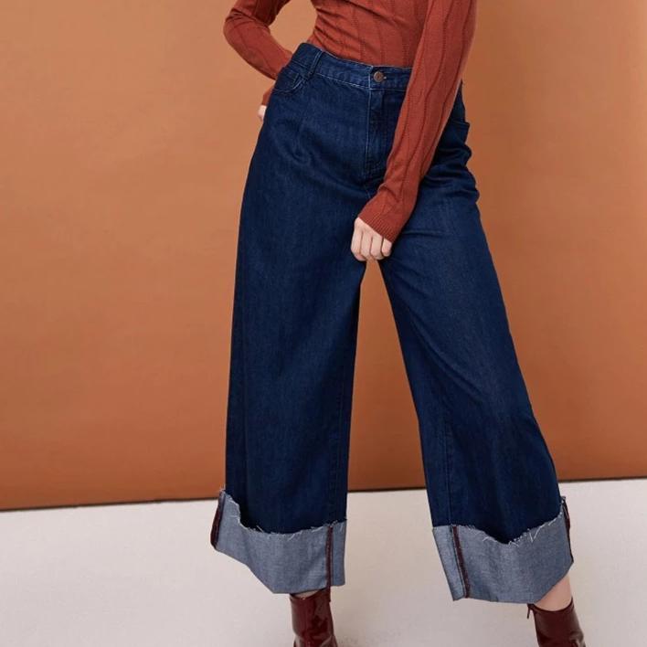 Retro Wide Leg Jeans by White Market