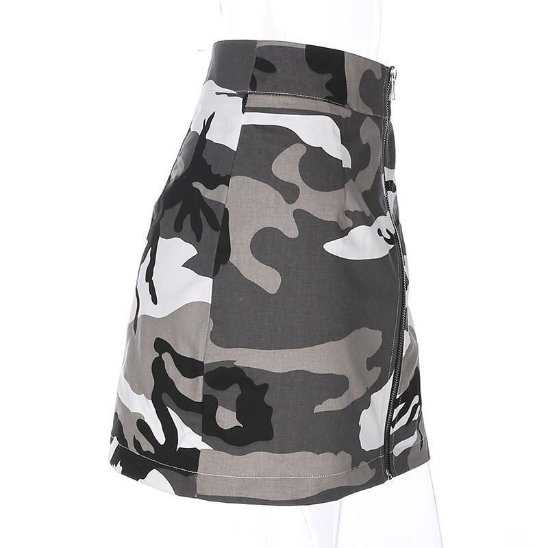 Zip Up Camo Skirt by White Market