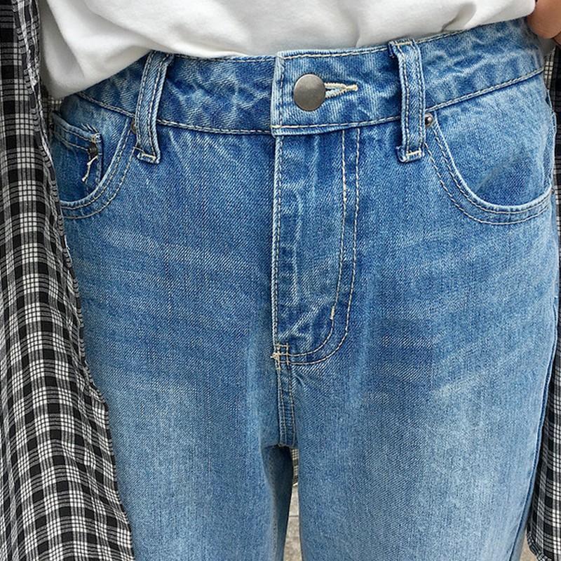 Classic High Waisted 90s Jeans by White Market