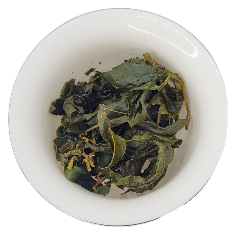 Light Roast Dong Ding Oolong by Tea and Whisk